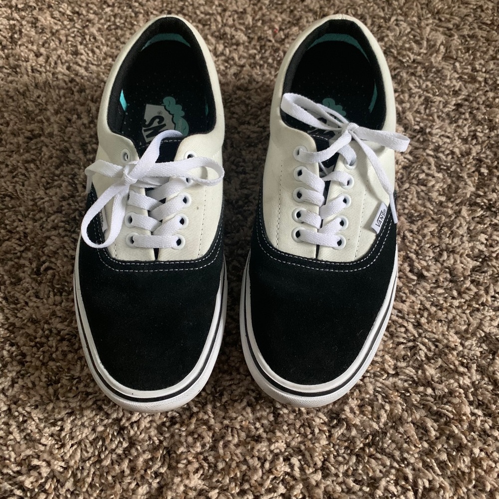 Black and White ComfyCush Vans